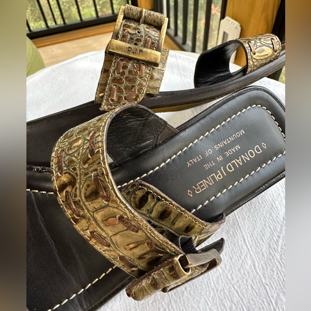 Donald Pliner Ankara Green & Gold Metallic Croc-Print Leather Slide Sandals~9.5M - Picture 10 of 12